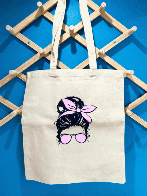 tête femme noeud rose